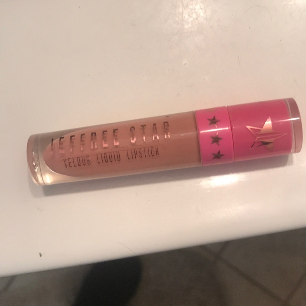Velour liquid lip
